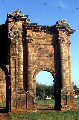 Ruínas da Igreja de São Miguel Arcanjo