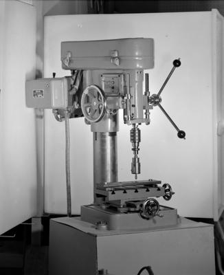 Furadeira Industrial marca AR-WA.