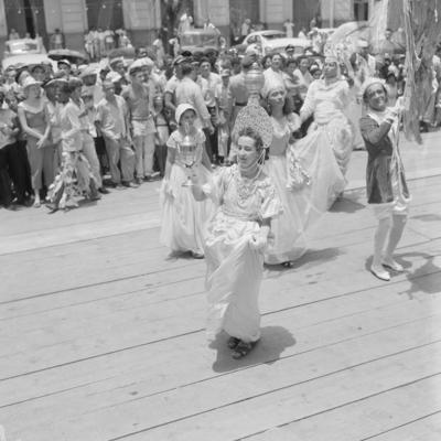 Desfile de agremiação carnavalesca