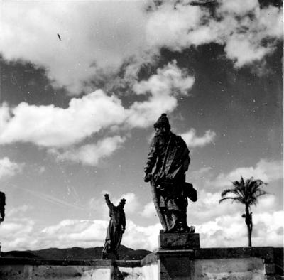 Profeta Joel, em primeiro plano, e Profeta Habacuc