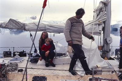 Sally e Jêrome Poncet com seu filho