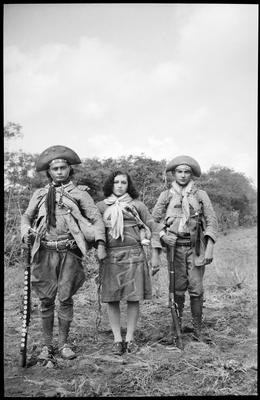 O cangaceiro Pancada, Maria, sua companheira, e Atividade