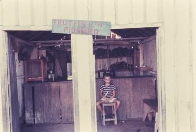 Venda nas proximidades da rodovia Belém-Brasília (BR-010)