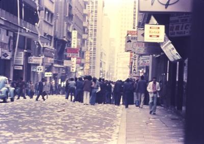 Espectadores assistem ao jogo da Copa do Mundo FIFA