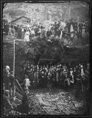 Estrada de Ferro Minas and Rio Railway, Inauguração do túnel da Mantiqueira com a presença do Imperador Pedro II e comitiva, Km 23