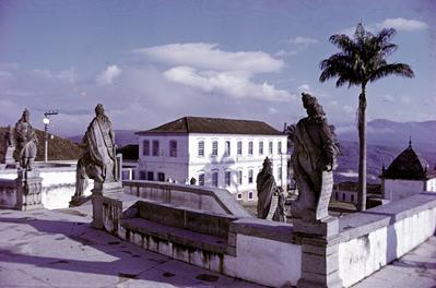 Estátuas dos 12 profetas