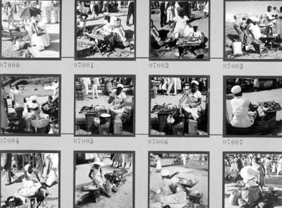 Vendedora de acarajé na procissão de Nosso Senhor dos Navegantes