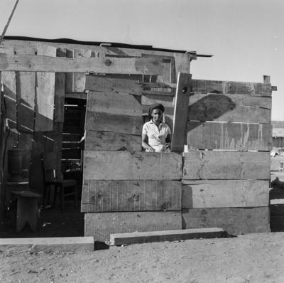 Moradia na Sacolândia, arredores de Brasília