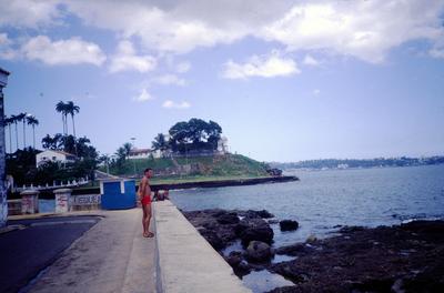 Forte de Nossa Senhora de Monte Serrat visto da Igreja