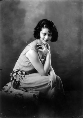 Senhorita Estela Iberico