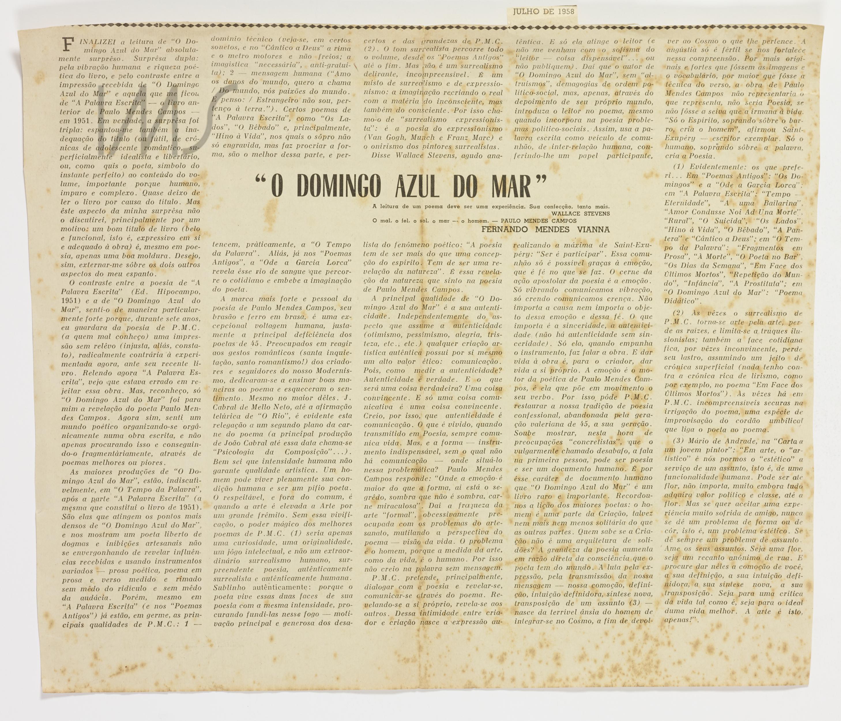 O domingo azul do mar