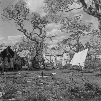 Moradia na Sacolândia, arredores de Brasília