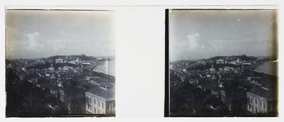 Vista da Lapa e do Centro a partir de Santa Teresa; ao fundo, destaque para o Palácio Monroe, Biblioteca Nacional e Morro do Castelo
