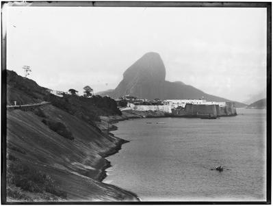 Entrada da Baía de Guanabara, Pão de Açúcar