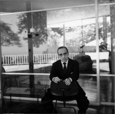 Oscar Niemeyer na Casa das Canoas