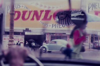 Vista da rua a partir do carro