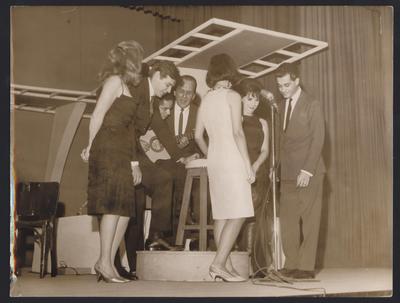 Odete Lara, Tom, Baden, Aloysio, Nara, Sylvinha e Lúcio Alves