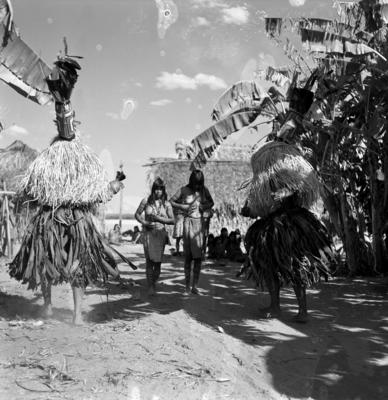 Ritual ou Dança de Aruanã do povo Karajá