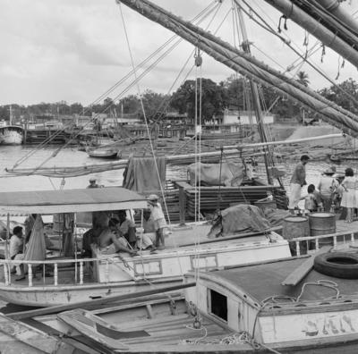 Barcos no rio Tocantins