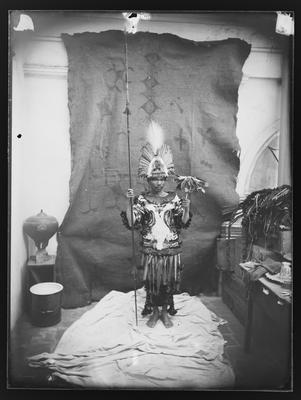 Traje dos Chefes indígenas Conibo de Ucayale