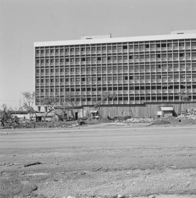 Edifícios residenciais projetados para os Institutos de Aposentadoria e Pensões