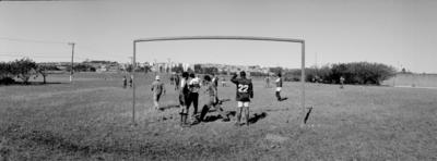 Jogo de futebol no parque Ecológico do Tietê