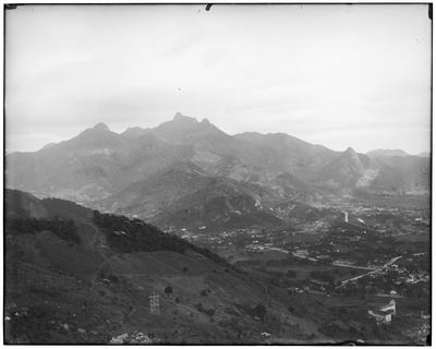 A Tijuca vista da estrada do Sumaré