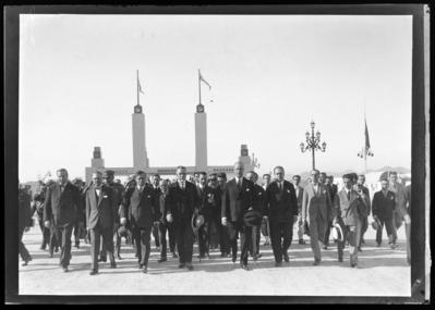 Washington Luís e Antônio Prado Jr. na Feira de Amostras