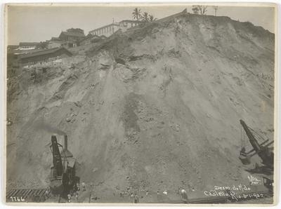 Demolição da área correspondente à chácara da Floresta, no alto do morro do Castelo