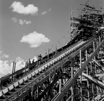 Catedral Metropolitana Nossa Senhora Aparecida, ou Catedral de Brasília, em construção