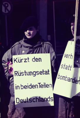 Manifestação pacifista organizada pelos estudantes da Escola de Ulm