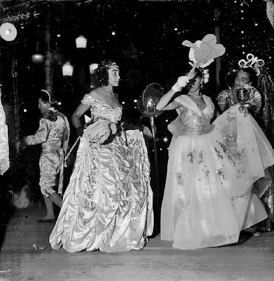 Desfile de agremiação carnavalesca