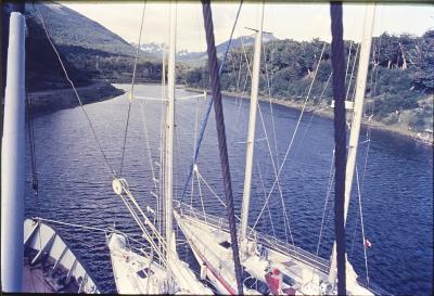 Encontro entre os barcos de Oleg Belli e Jerôme Poncet