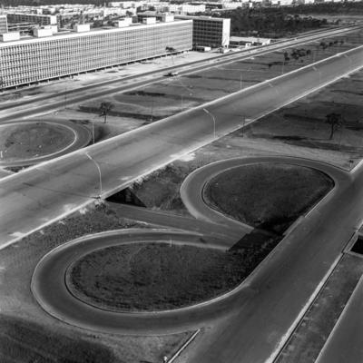 Vistas aéreas, eixo rodoviário