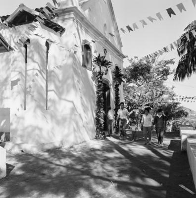 Preparativos para festa junina no Sítio Burle Marx