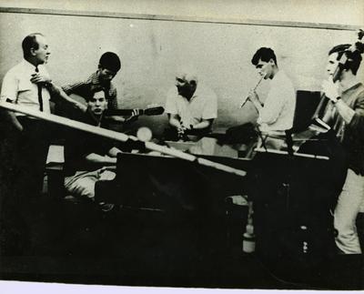 Aloysio e Tom Jobim com Caymmi e filhos