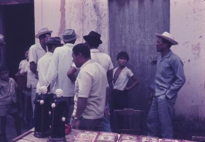 Feira na inauguração da Estátua de Padre Cícero