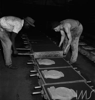 Trabalhadores de fundição