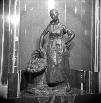 Aspectos internos do casarão do Parque Lage