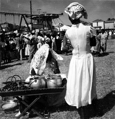 Vendedora de acarajé na Procissão de Nosso Senhor dos Navegantes