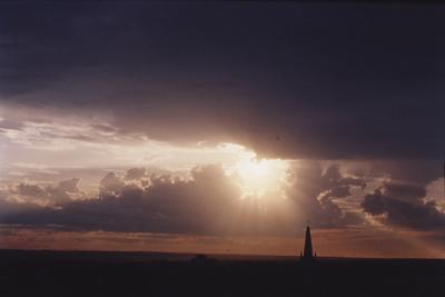 Ao fundo, torre da  Igreja Nossa Senhora Auxiliadora