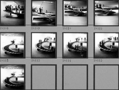 Recepção em homenagem à Rainha Elizabeth II. A escada helicoidal foi projeto dos arquitetos Milton Ramos e Joaquim Cardoso