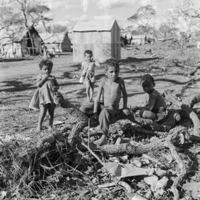 Moradia na Sacolândia, arredores de Brasília