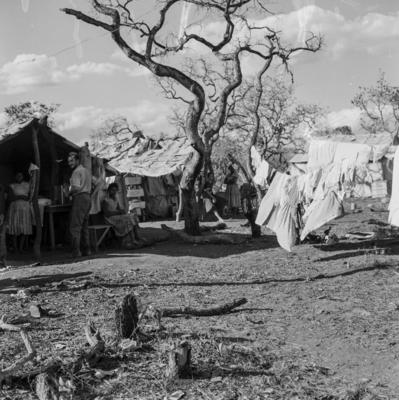 Moradia na Sacolândia, arredores de Brasília