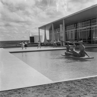 Escultura "As Iaras" ou "As Banhistas", de Alfredo Ceschiatti