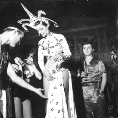 Angelita Martinez no baile de carnaval do Theatro Municipal