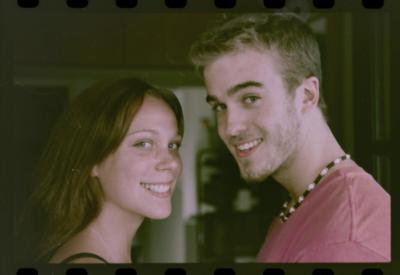 Anna Bodanzky com seu namorado