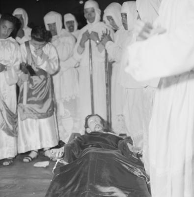 Semana Santa - Descida de Jesus Cristo da cruz e procissão