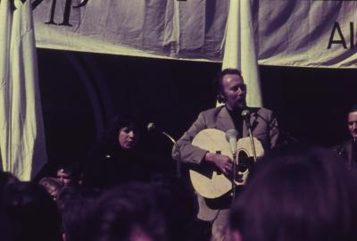 Manifestação pacifista organizada pelos estudantes da Escola de Ulm