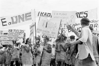 Passeata de calouros da Universidade de Brasília